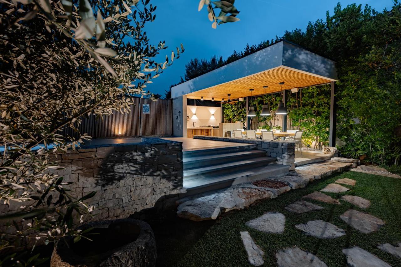 Residence Pecek Novigrad Istria エクステリア 写真