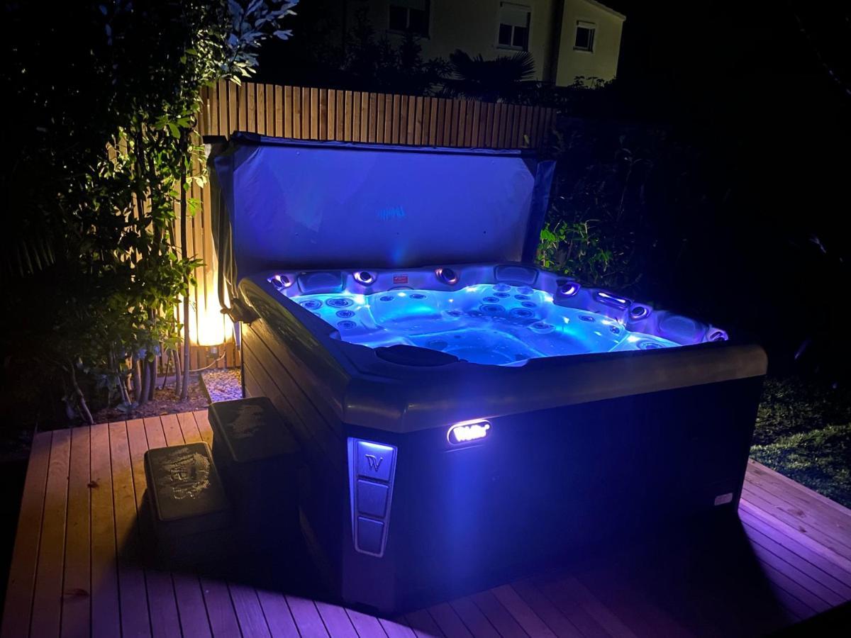 Residence Pecek Novigrad Istria エクステリア 写真